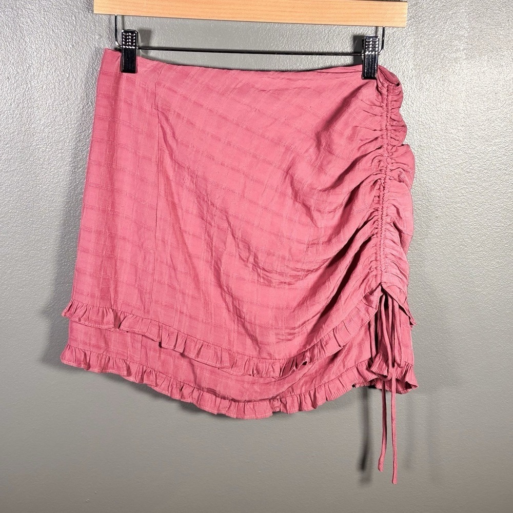 Lulus Ruched Mini Skirt Womens Small Ruffle Beachy Resortwear Flirty Brunch